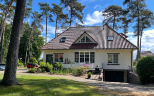 Appartement 3, Villa, EG, Terrasse, Garten­blick