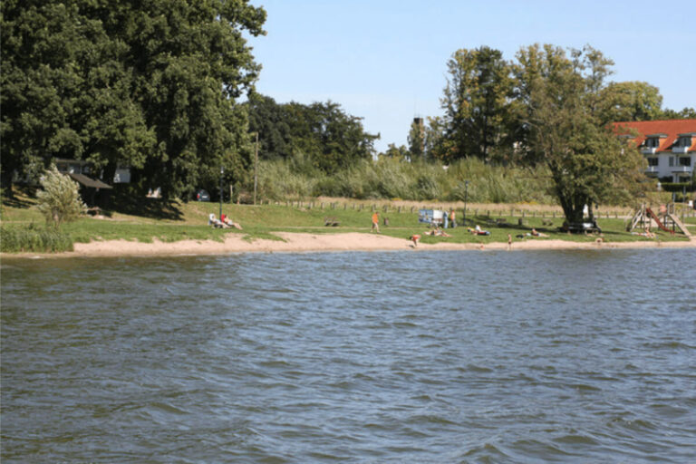 Kinderfreundlicher Badestrand